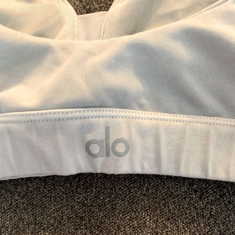 ALO YOGA Vivid Bra - Picture 5 of 5